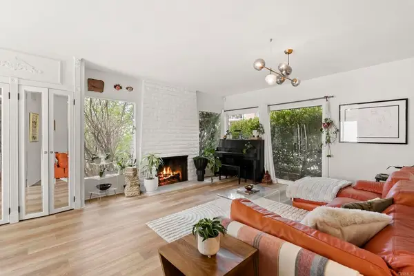 7063 Estrella De Mar Road, Carlsbad, CA 92009