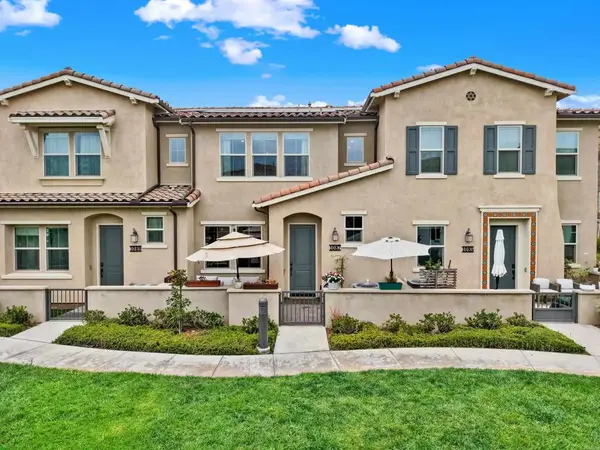 1087 Delpy View, Vista, CA 92084