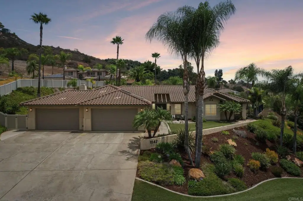 1542 Glasgow Ln, Escondido, CA 92027 - #1