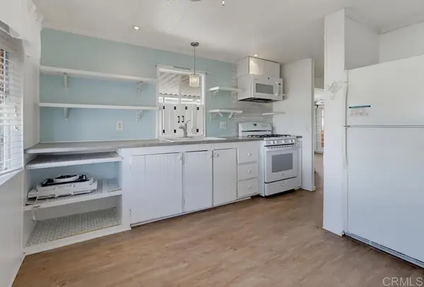 2130 Sunset Drive #104, Vista, CA 92081