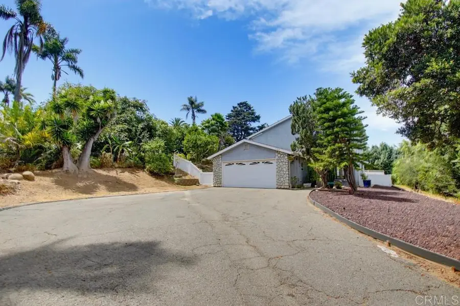 1193 Phillips Street, Vista, CA 92083 - #2