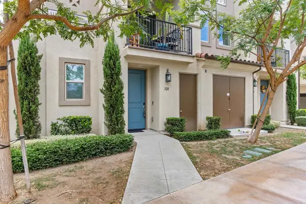 328 Waverunner Court, Santee, CA 92071