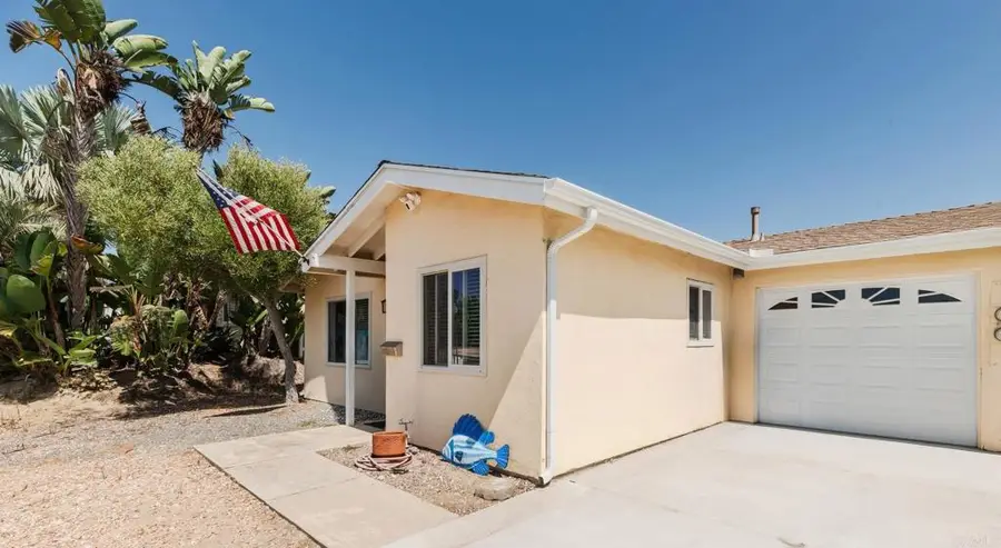 219 Gloxina Street, Encinitas, CA 92024 - #2
