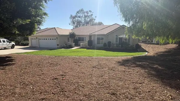1352 Tierra Roja Drive, Fallbrook, CA 92028