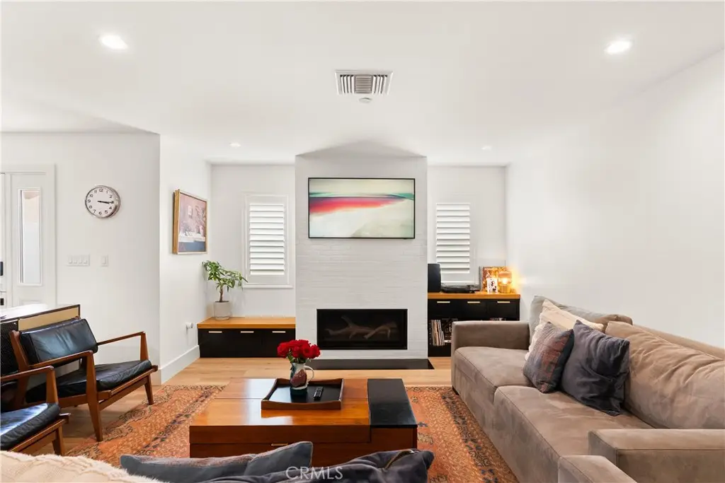 315 Lugonia Street, Newport Beach, CA 92663 - Image #1