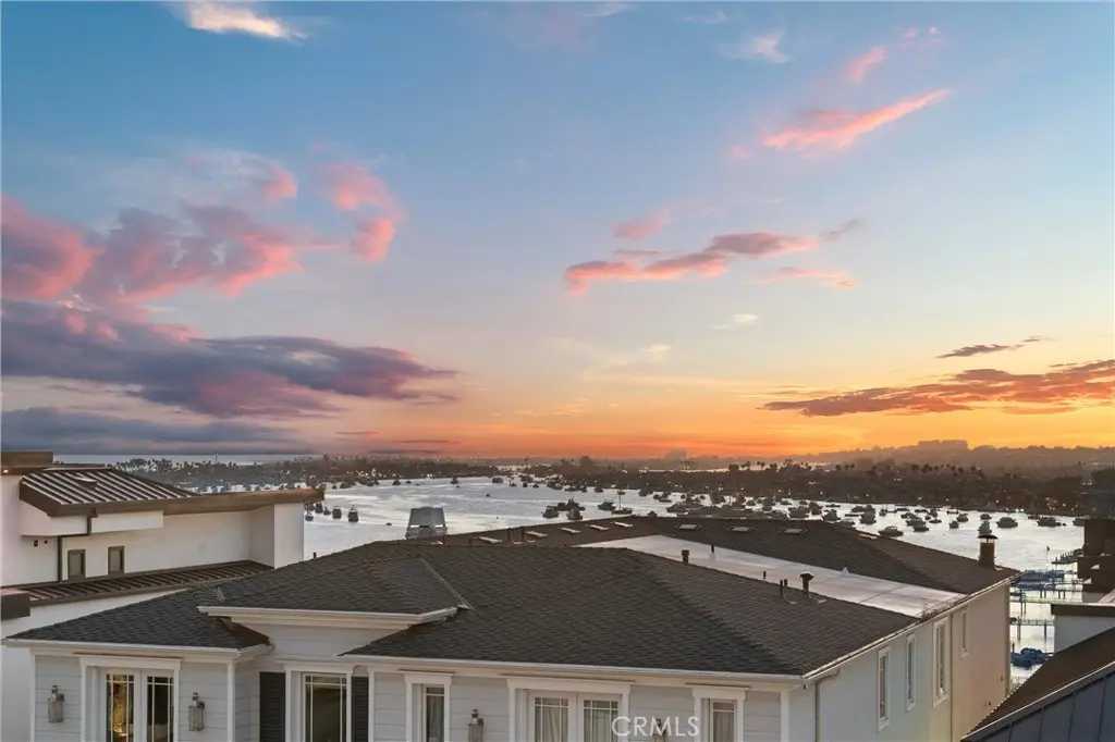 302 Carnation Avenue, Corona Del Mar, CA 92625 - #1