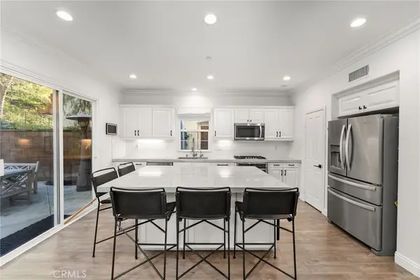 10 Bower Tree, Irvine, CA 92603