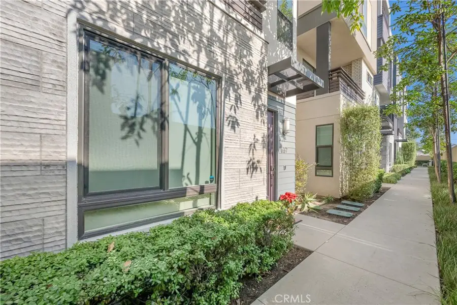 637 Cardiff Reef, Costa Mesa, CA 92627 - Image #3