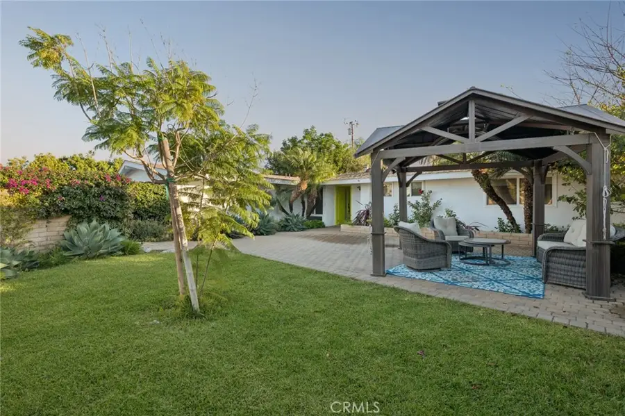 305 Nassau Road, Costa Mesa, CA 92626 - Image #2