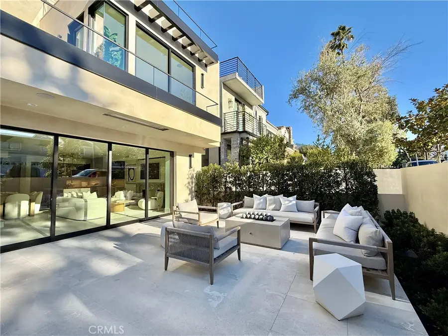 615 Poppy Avenue, Corona Del Mar, CA 92625 - Image #2