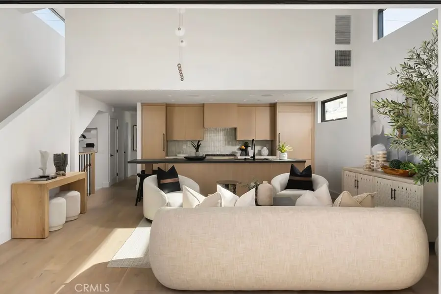 512 1/2 Marigold Avenue, Corona Del Mar, CA 92625 - Image #2