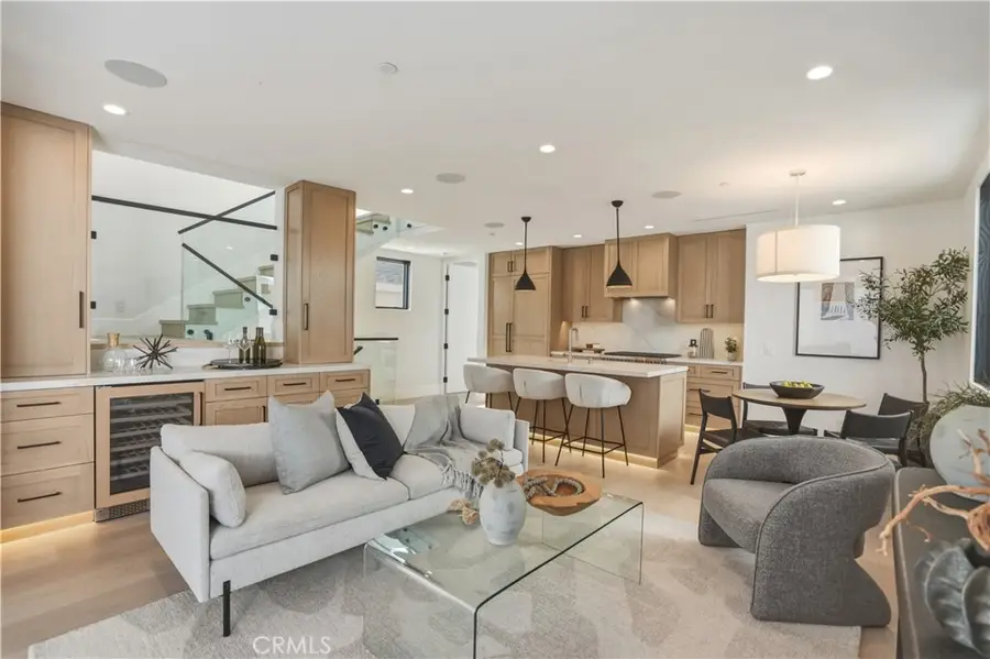 605 1/2 Carnation, Corona Del Mar, CA 92625 - #2