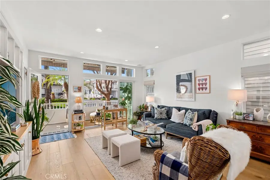 27 Beach Drive, Newport Beach, CA 92663 - #3