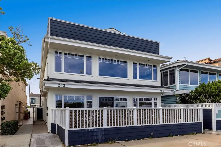203 8th, Newport Beach, CA 92661 - #2