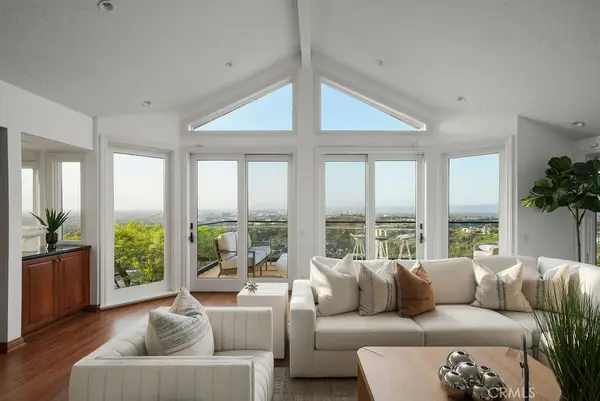 7 Cherbourg, Newport Beach, CA 92660