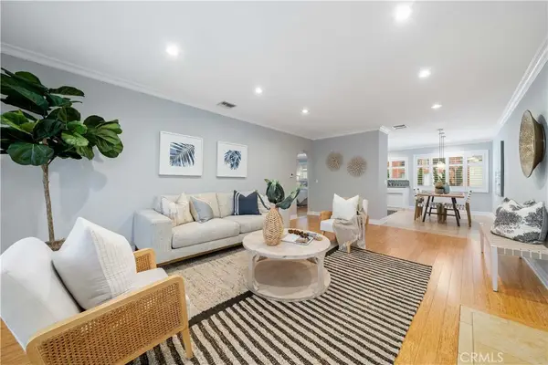 923 17th St #4, Santa Monica, CA 90403