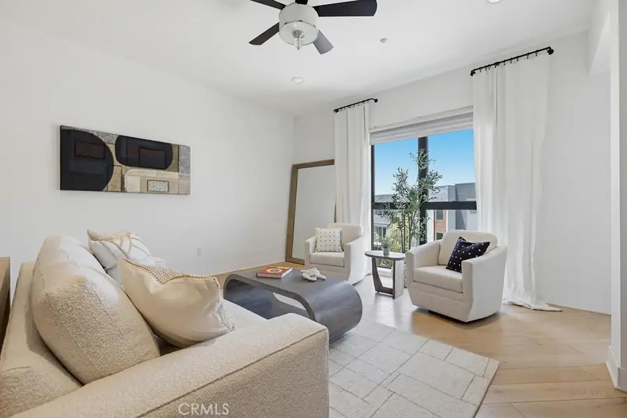 402 S Rockefeller #406, Irvine, CA 92612 - #3
