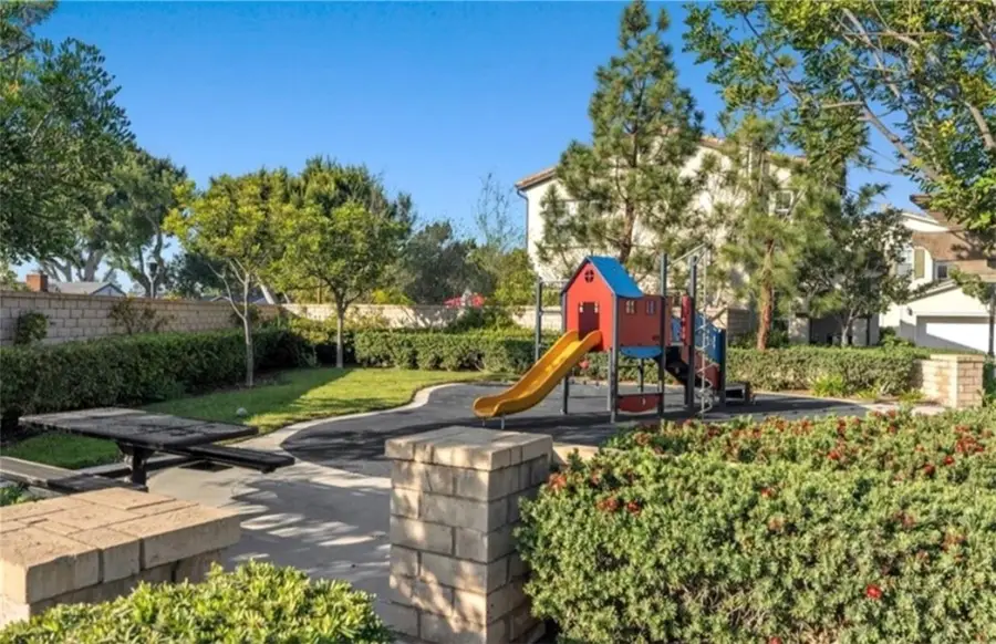 2519 Cornerstone, Costa Mesa, CA 92626 - #3