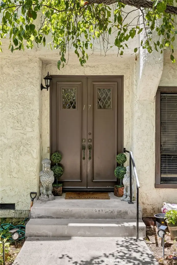 3200 Fairesta Street #17, La Crescenta, CA 91214 - #2