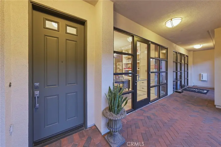 23 Vantis, Aliso Viejo, CA 92656 - #3