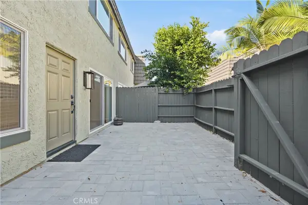 1651 Iowa Street #C, Costa Mesa, CA 92626