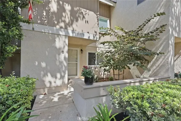 8 Silverwood, Irvine, CA 92604