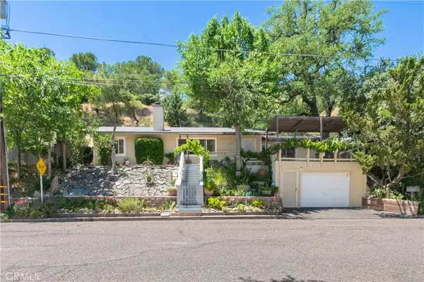 649 Olive St, Paso Robles, CA 93446