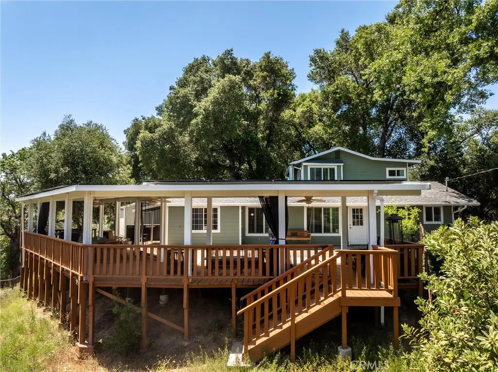 5525 Whispering Pines Lane, Paso Robles, CA 93446 - Image #1