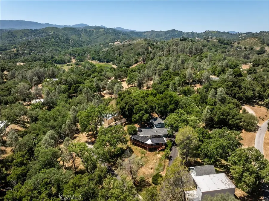 5525 Whispering Pines Lane, Paso Robles, CA 93446 - Image #3