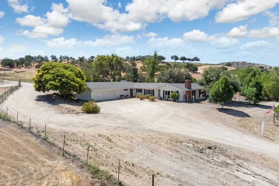 75429 Indian Valley Road, San Miguel, CA 93451 - Image #2