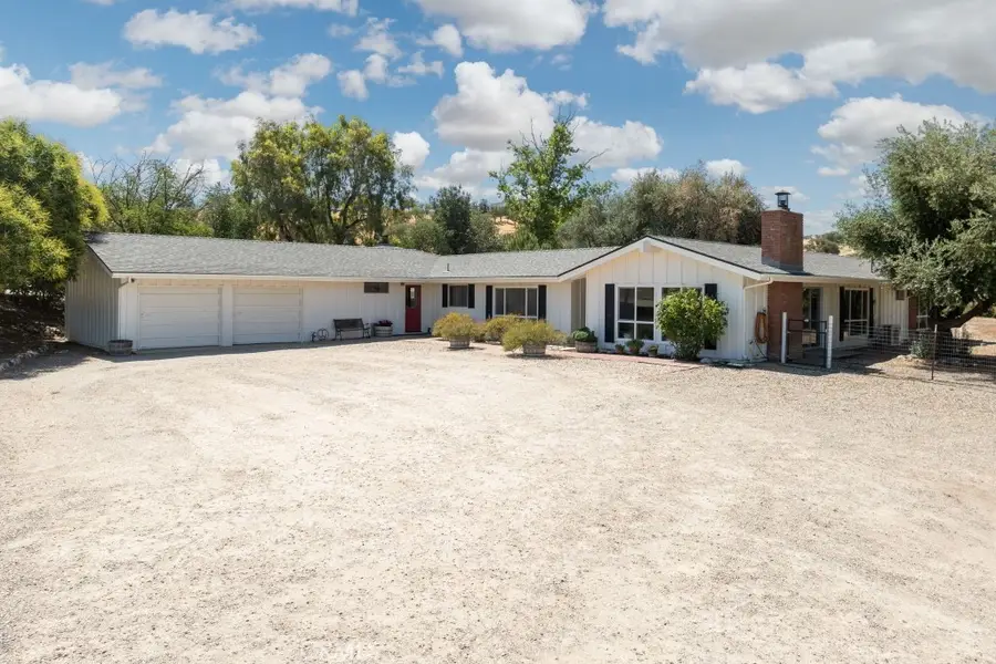 75429 Indian Valley Road, San Miguel, CA 93451 - Image #3