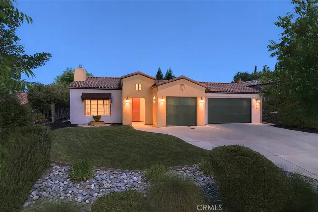 959 Vista Cerro Drive, Paso Robles, CA 93446 - Image #1