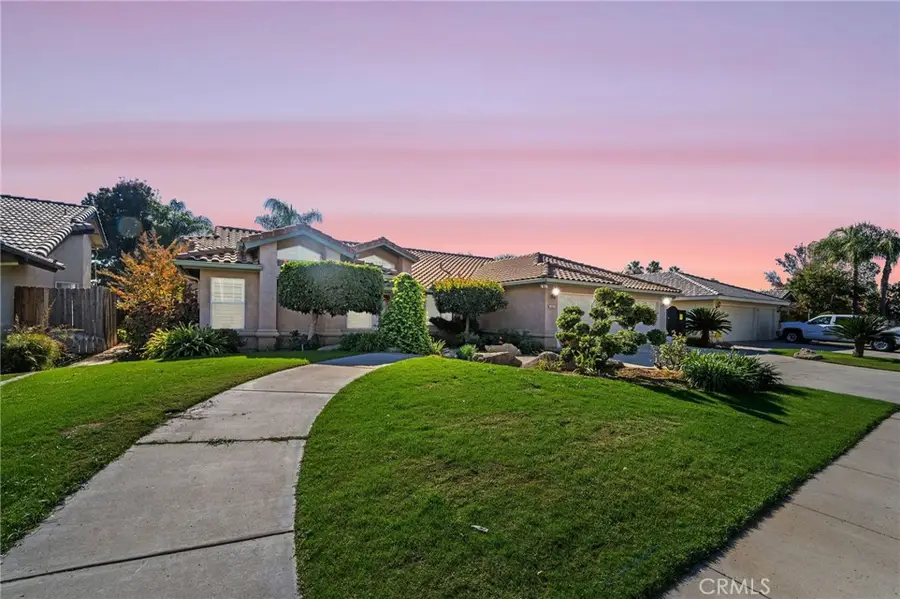 14013 Las Entradas, Bakersfield, CA 93314 - #3