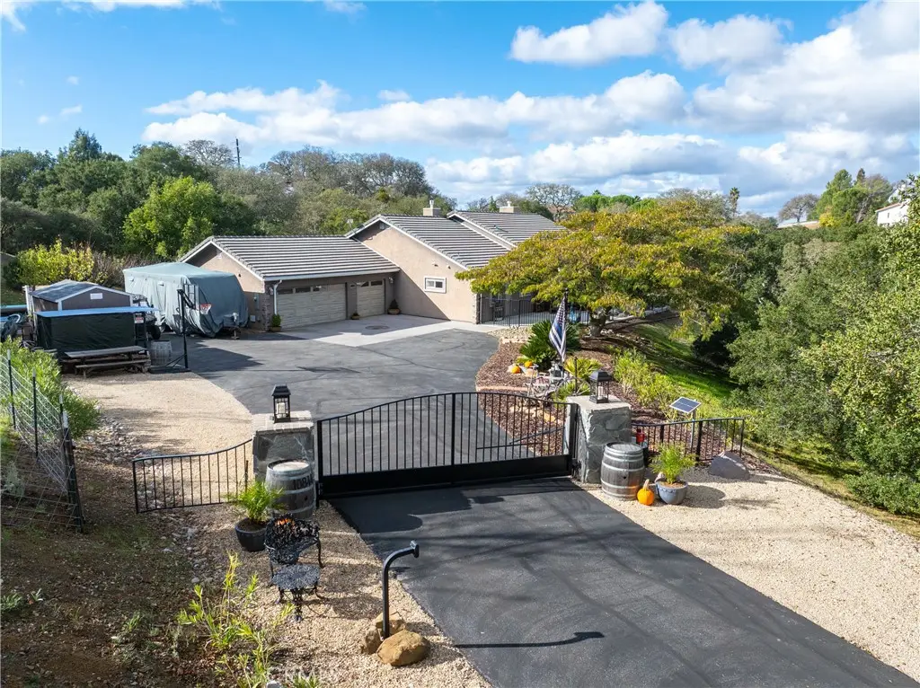 10844 Vista, Atascadero, CA 93422 - #1