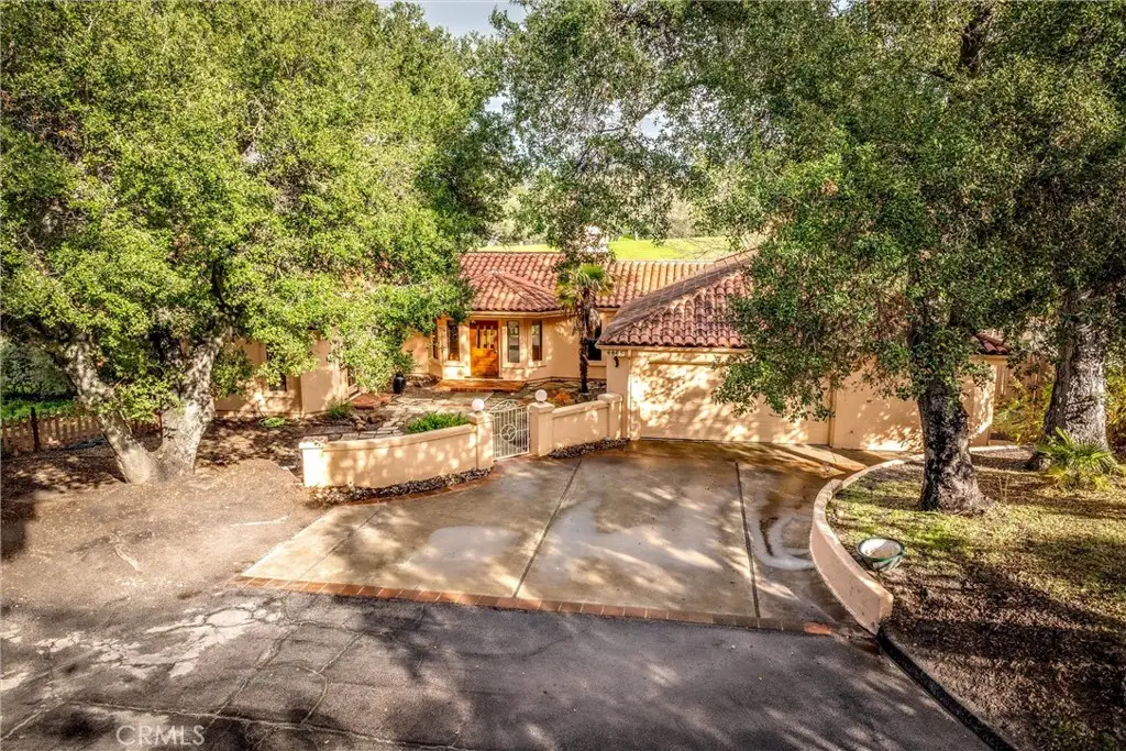8865 Pino Solo Avenue, Atascadero, CA 93422 - #1