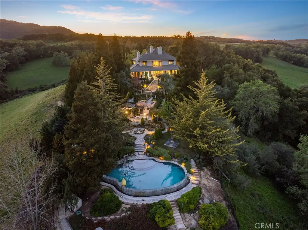 5405 Vineyard Drive, Paso Robles, CA 93446 - #1