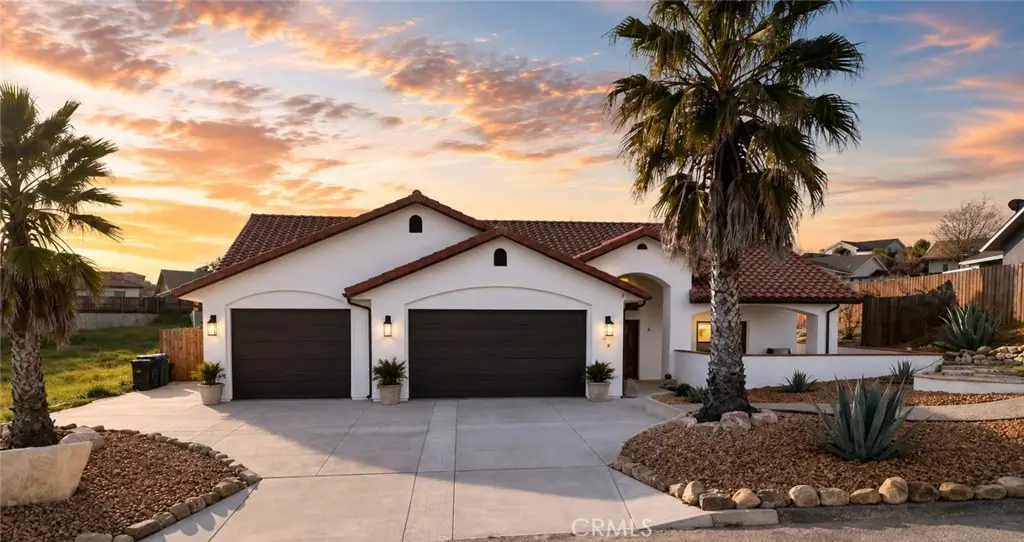 3635 Lakeside Village, Paso Robles, CA 93446 - #1