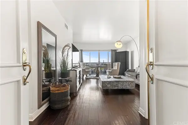 1131 Alta Loma Road #305, West Hollywood, CA 90069