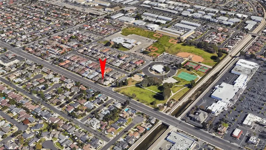 16722 Goldenwest Street, Huntington Beach, CA 92647 - #2