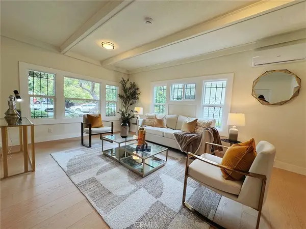 2058 W 30th Street, Los Angeles, CA 90018