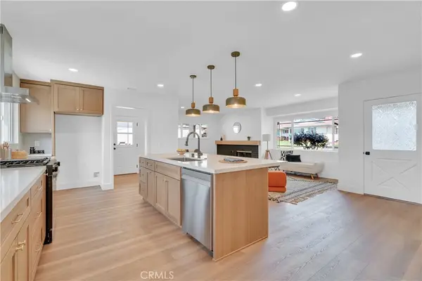 10525 S 5th Avenue, Inglewood, CA 90303