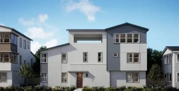 466 Lobata, Irvine, CA 92618