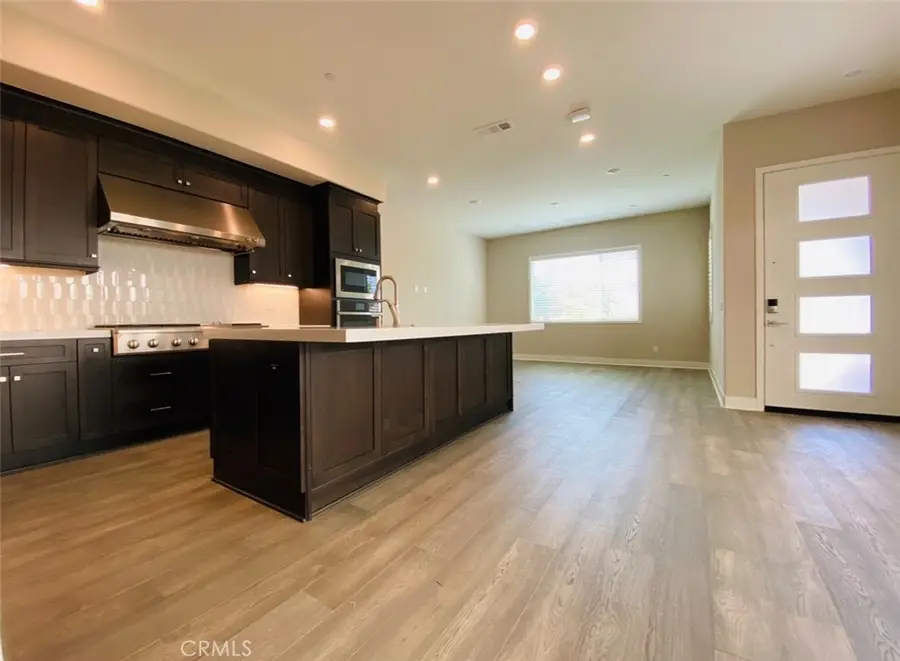 162 Perpective, Irvine, CA 92618 - #3