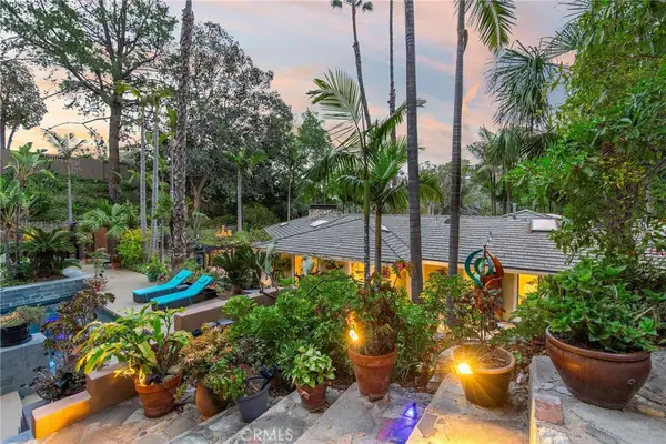 9885 Deerhaven Drive, North Tustin, CA 92705