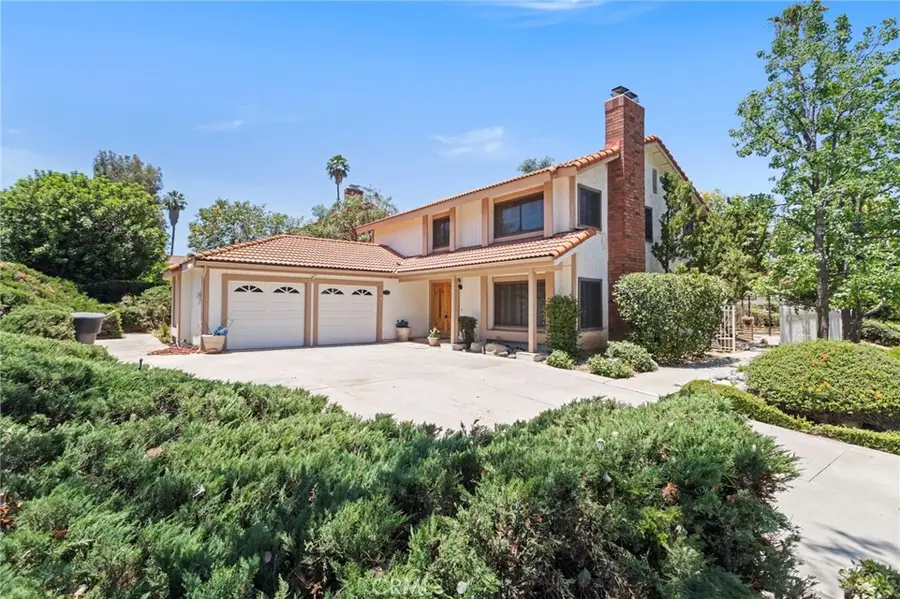 162 Lakeside Avenue, Redlands, CA 92373 - Image #2