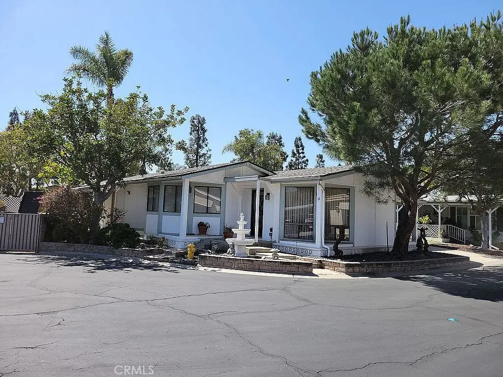 18 Tahquitz Court #217, Camarillo, CA 93012 - Image #1