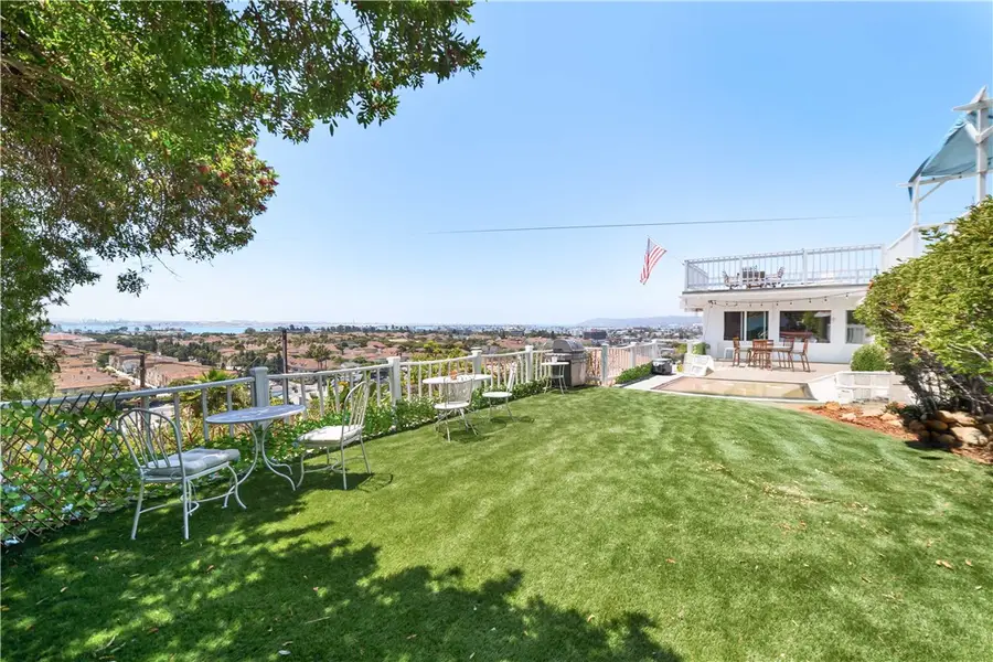 3126 Russell Street, San Diego, CA 92106 - #2