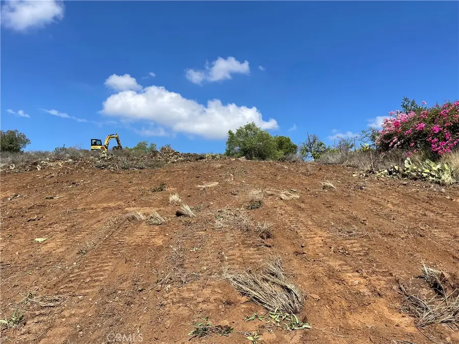 1624 Siddall Drive, Vista, CA 92084 - Image #2