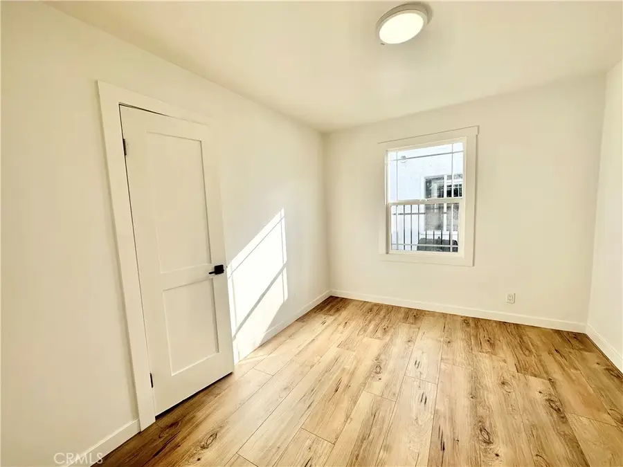 5718 S Manhattan Place, Los Angeles, CA 90062 - Image #3