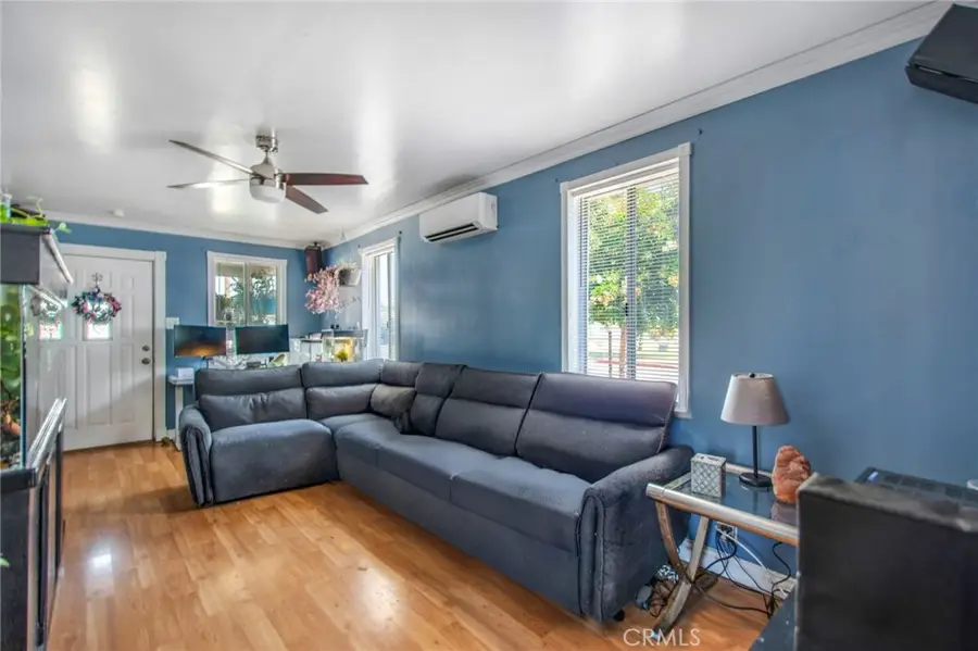 570 E 2nd Avenue, La Habra, CA 90631 - Image #2